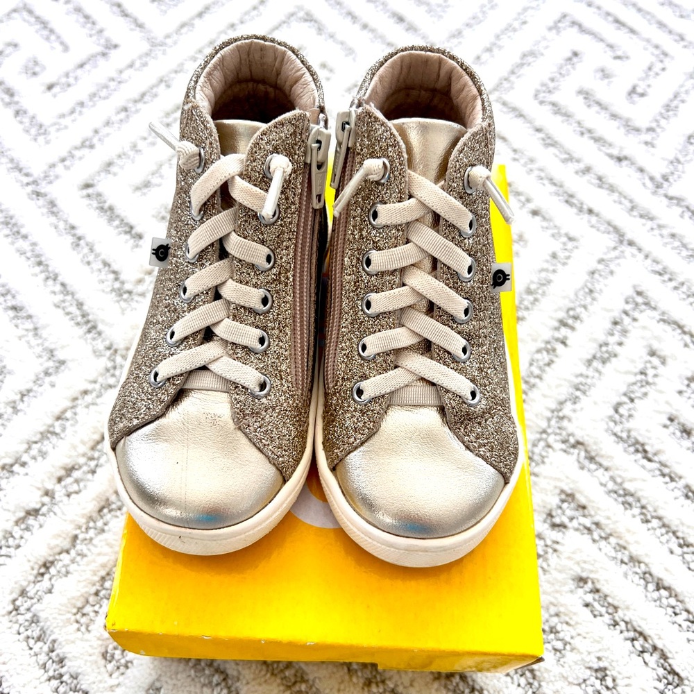 Brand New Old soles baby girl sneakers